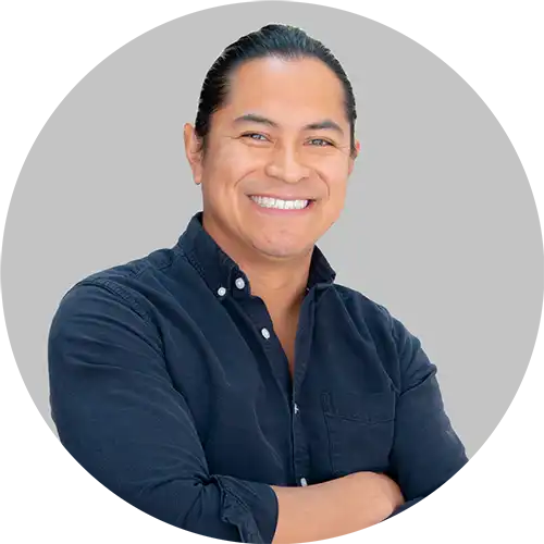 Raul Alonzo, Realtor®, professional headshot with a confident and approachable demeanor, representing E Group Realty.